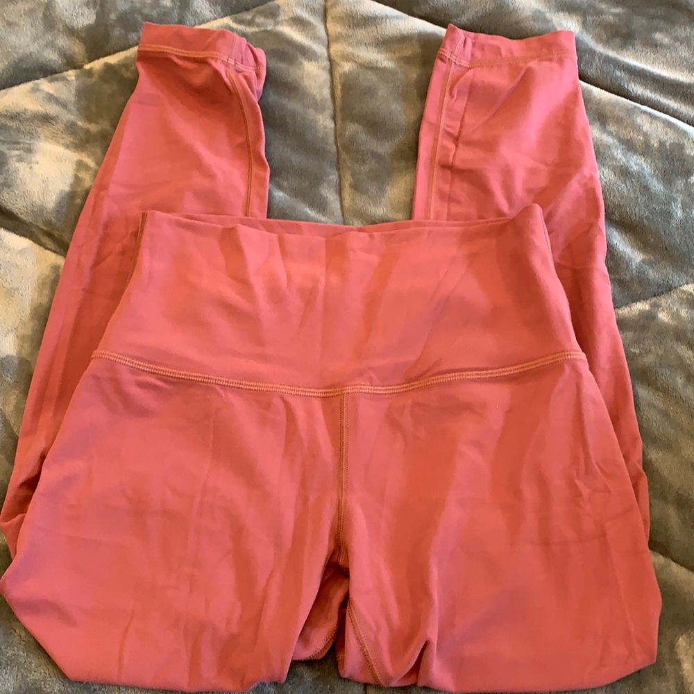Pink crop lululemon